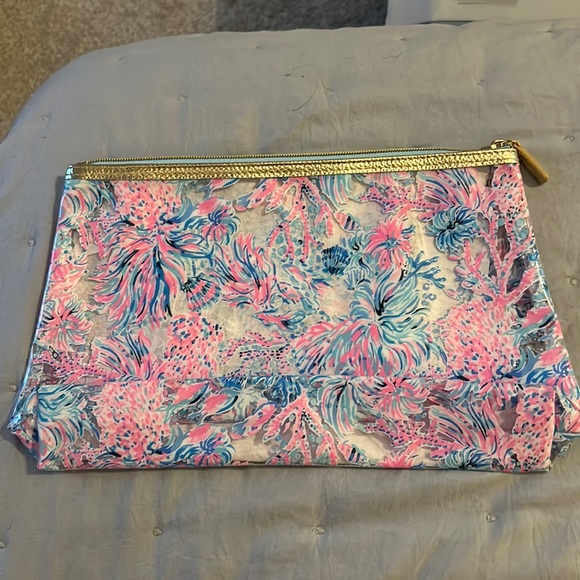 Beach Tote - Picture 1 of 1